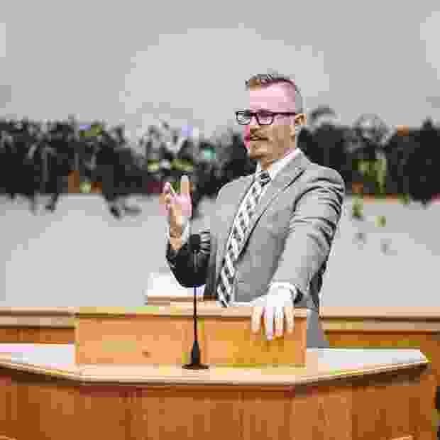 sermons-image-01